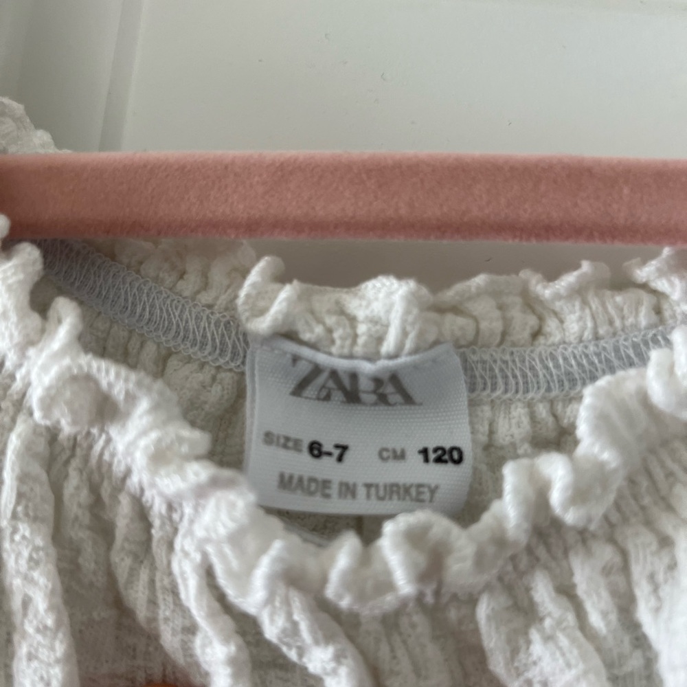 Zara Cream Ruffled Blouse - Picture 2 of 3